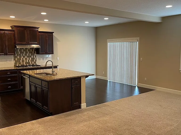 7443 NW Oakfern Dr — Photo 19