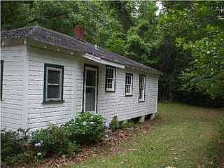 2nd image of 338 Calloway St