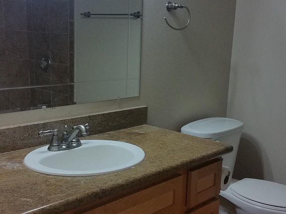 5th image of 2326 Garvin Ave