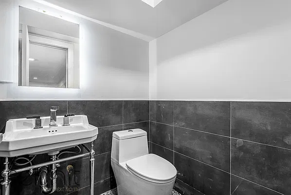 Rented by Rennit Inc. | media 15