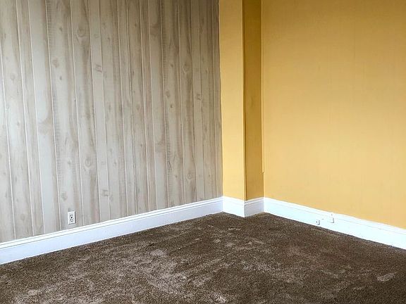 3rd image of 520 Dinwiddie St APT 11