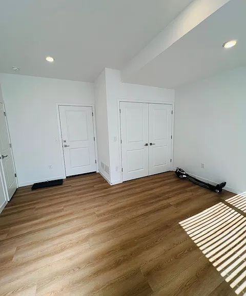 334 N Geneva St — Photo 21