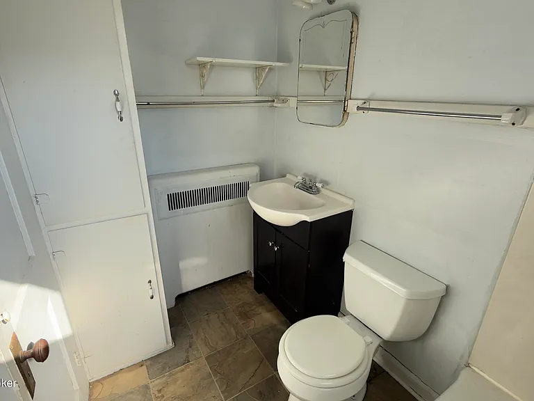 2121 Culbertson Ave #D — Photo 7