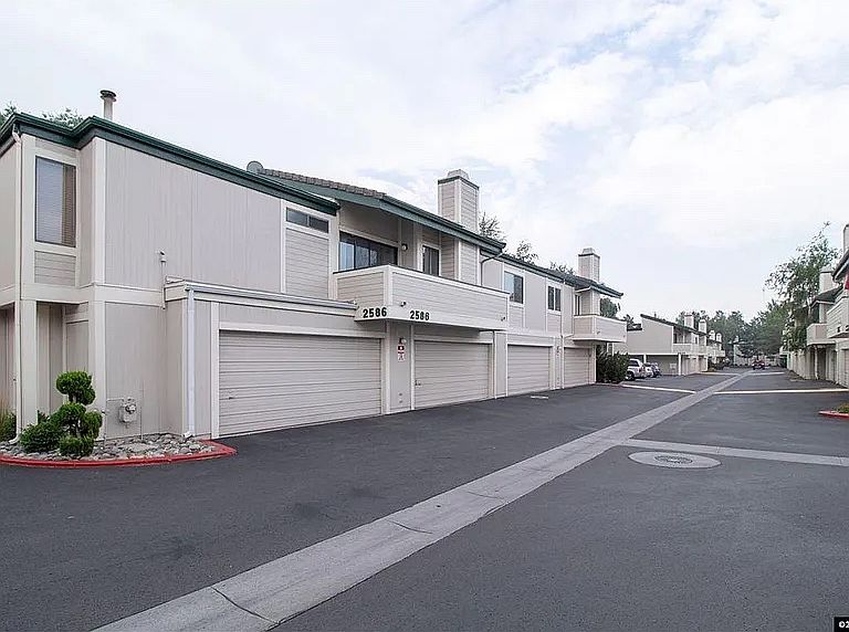 1st image of 2586 Sunny Slope Dr APT 2