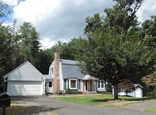 96 Logtown Rd, Amherst, MA 01002
