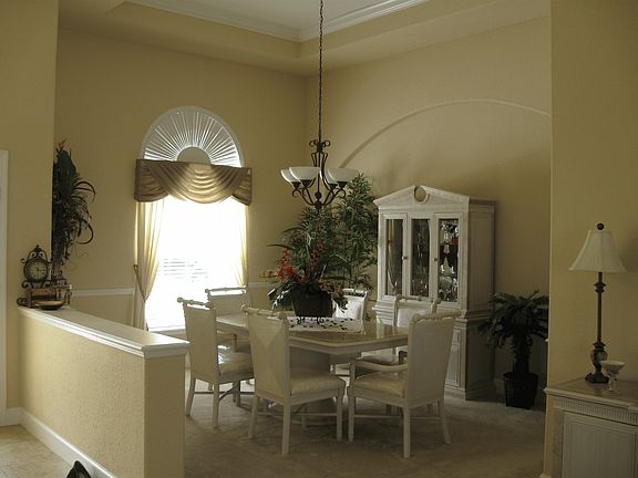 5th image of 600 Hart Lake Dr