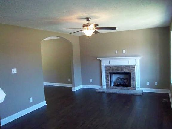 2nd image of 34 Magnolia Pl Lot 34