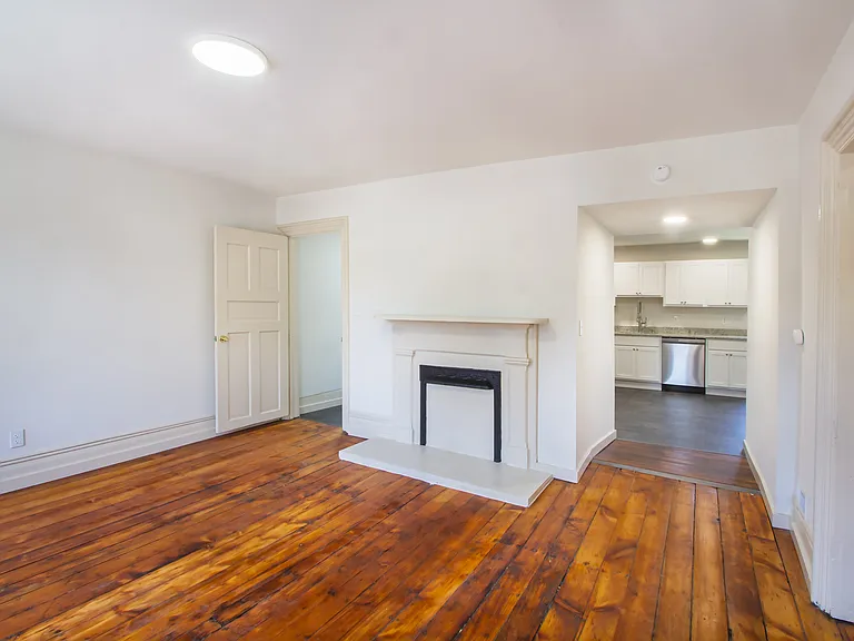 319 Franklin Ave #2 — Photo 8