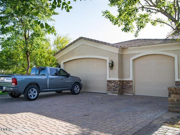 Three Car Garage