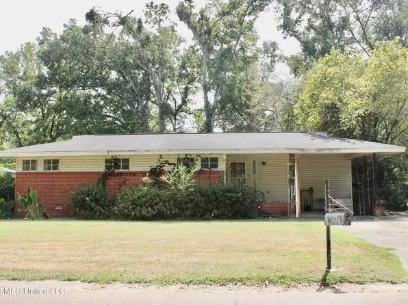 23 Longview Dr, Grenada, MS 38901
