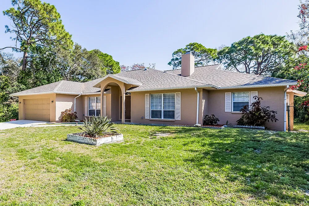 3 bed, 3.0 bath, 2347 sqft, $3,240 — Photo 1