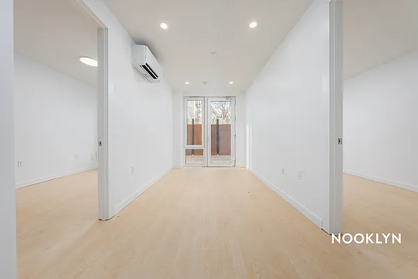 Rented by Nooklyn NYC LLC | media 57