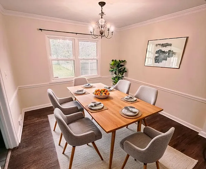 1701 Hiawatha Dr SE — Photo 2
