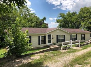 129 N 4th St, Ripley, OH 45167