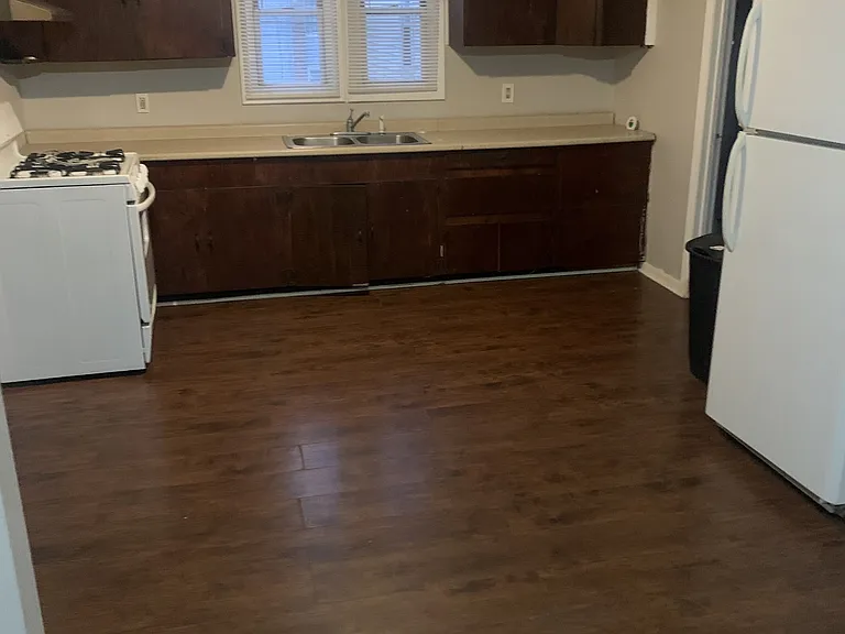 8 Park St #2 — Photo 5