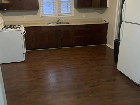 8 Park St #2, Ellenville, NY 12428