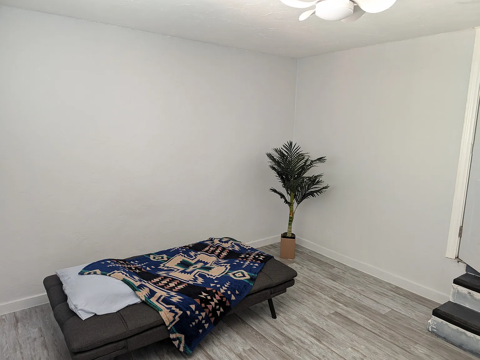 3 bed, 1080 sqft, $1,950 — Photo 4