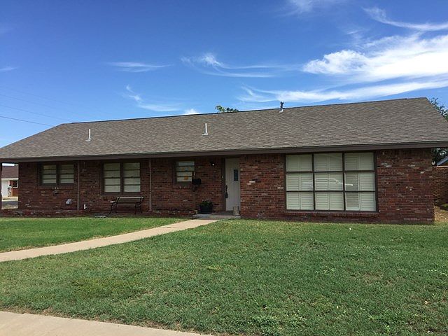 1st image of 3106 Byron Ave