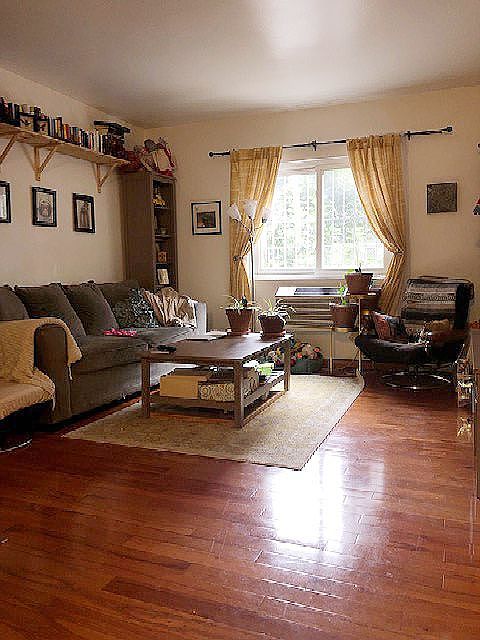 1st image of 3218 44th St #1