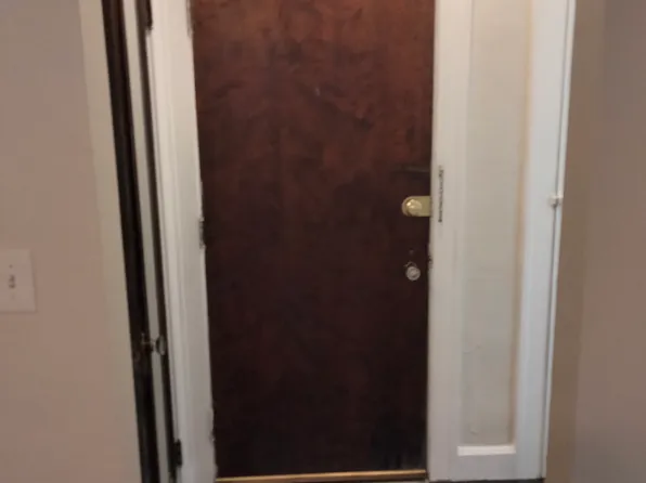 1220 W 104th St APT 204, Cleveland, OH 44102