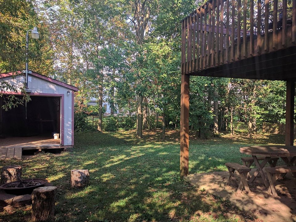 2nd image of 120 Alysheba Ave