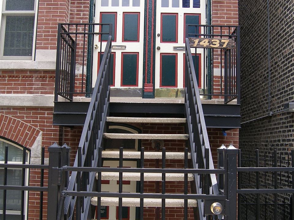 80. private entrance on right