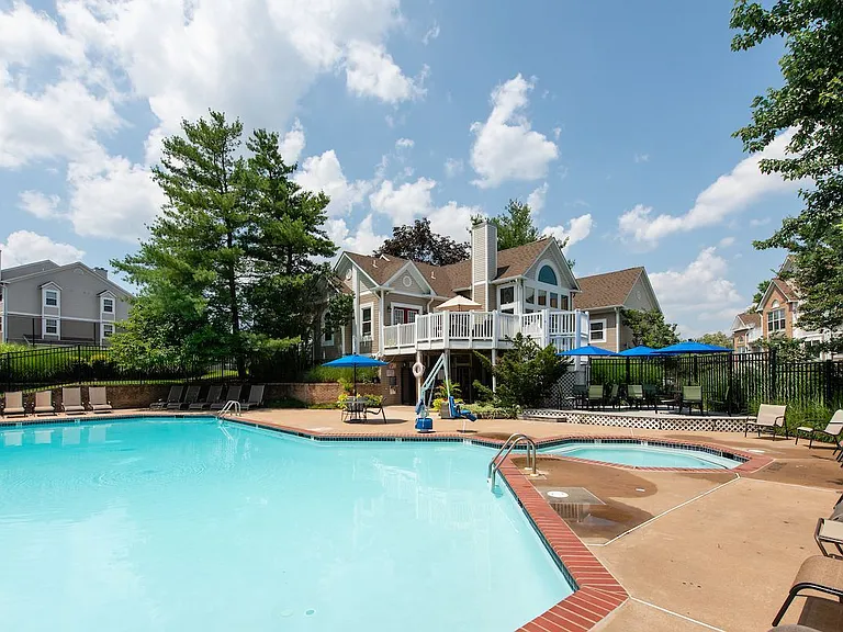 Elms Centreville — Photo 14