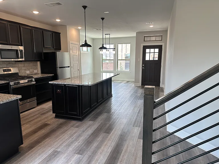 14228 Walsh Ave — Photo 8