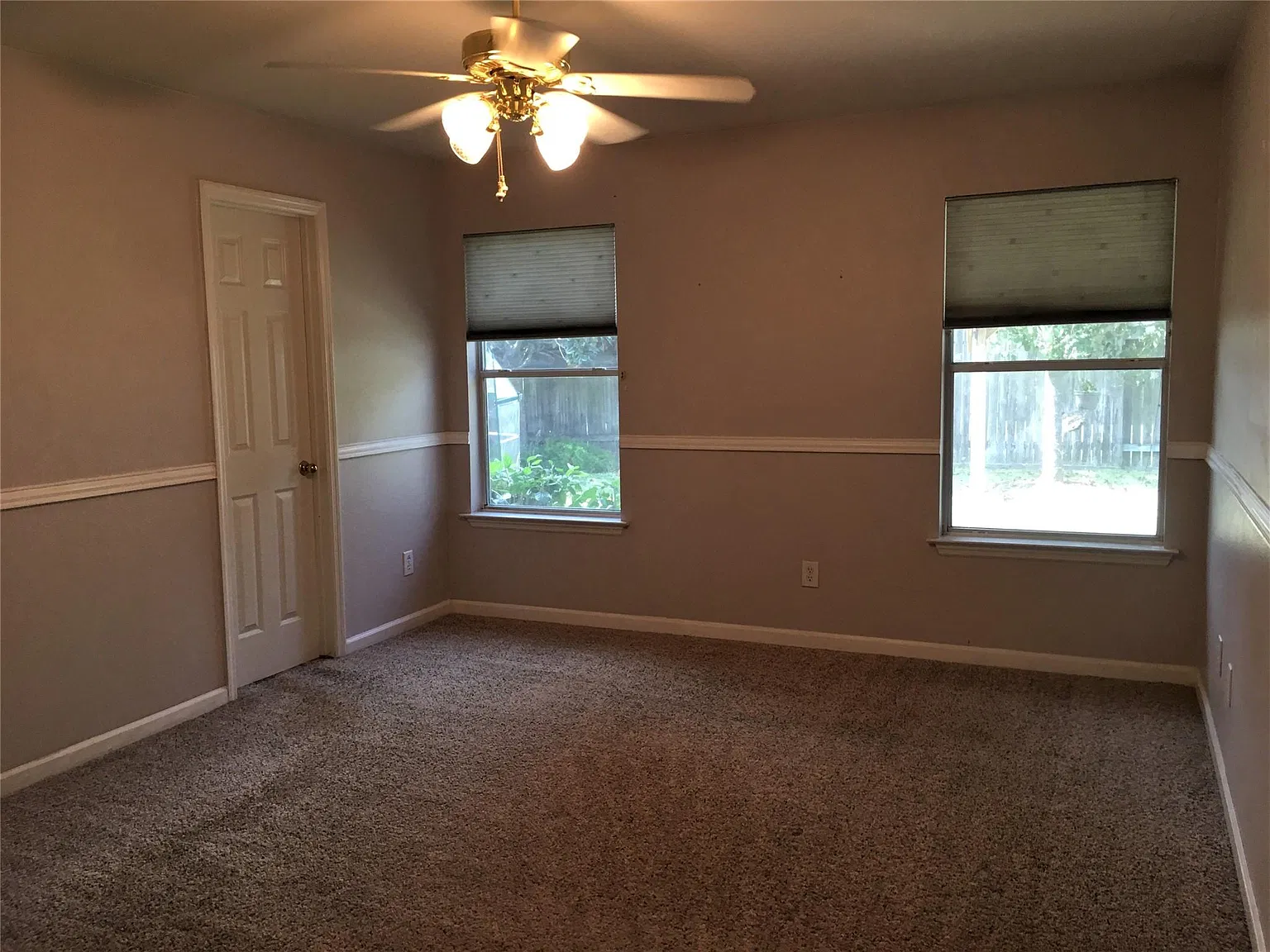 3 bed, 2.0 bath, 1662 sqft, $2,000 — Photo 4