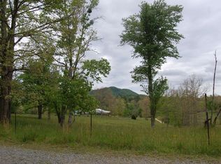 379 Ridge Rd, Mineral Bluff, GA 30559