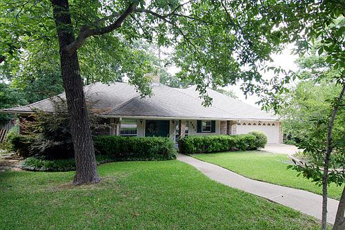 2nd image of 4431 Dundee Dr