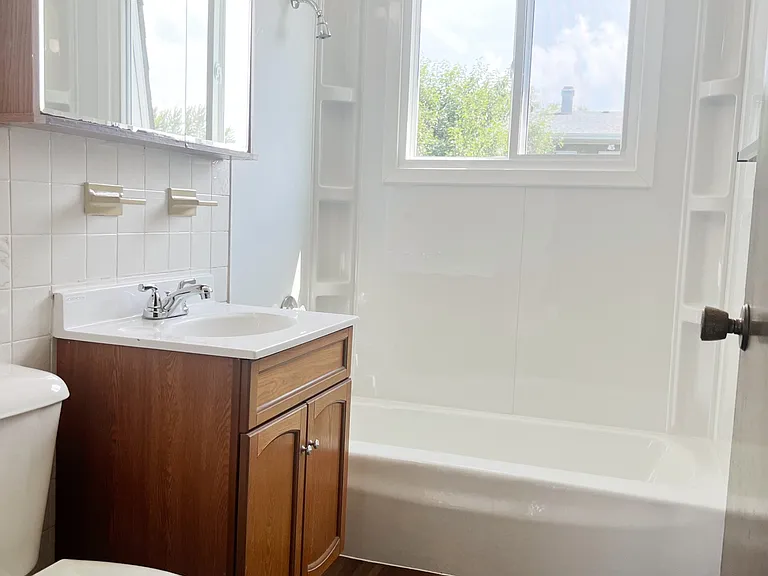 1412 Willow St — Photo 9