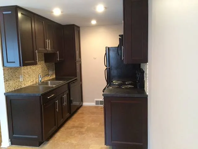 Building Photo - 151 Linwood Ave #3L