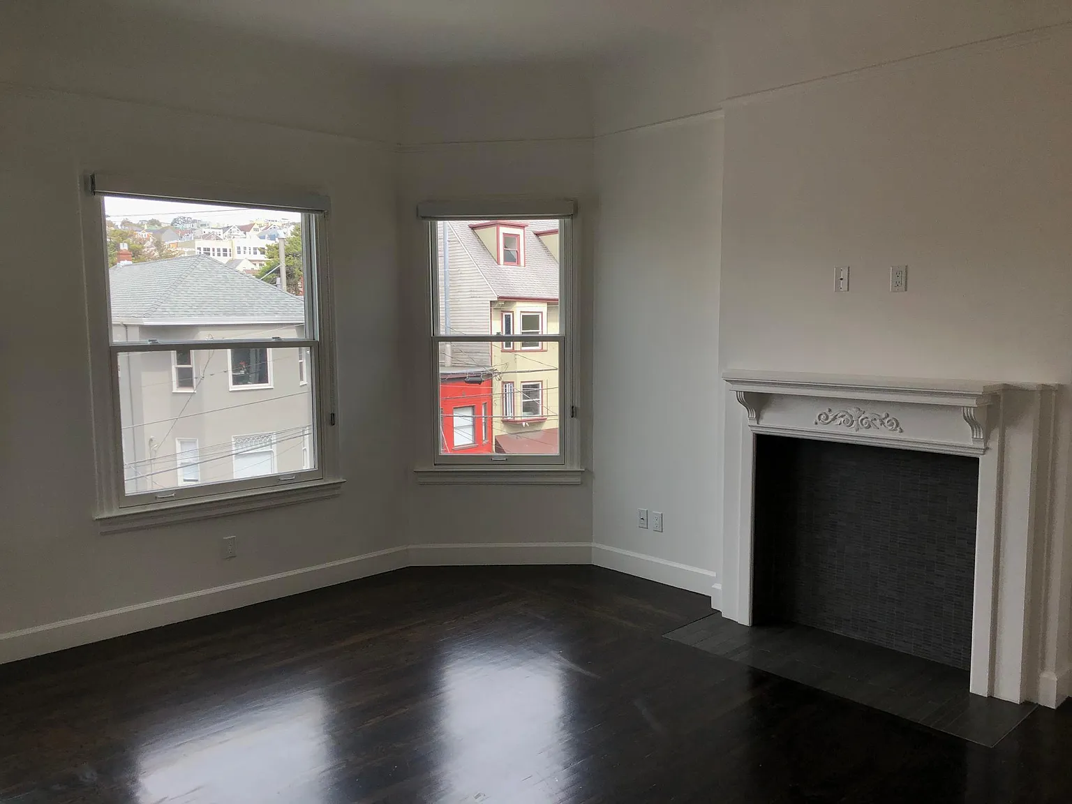 833 Cole St — Photo 3