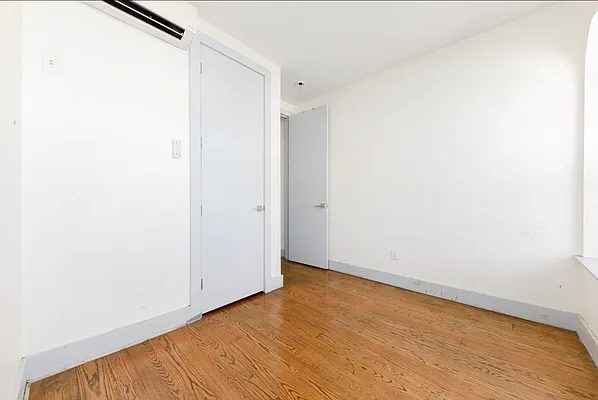 Rented by Cheskel Meisels, LREB | media 1