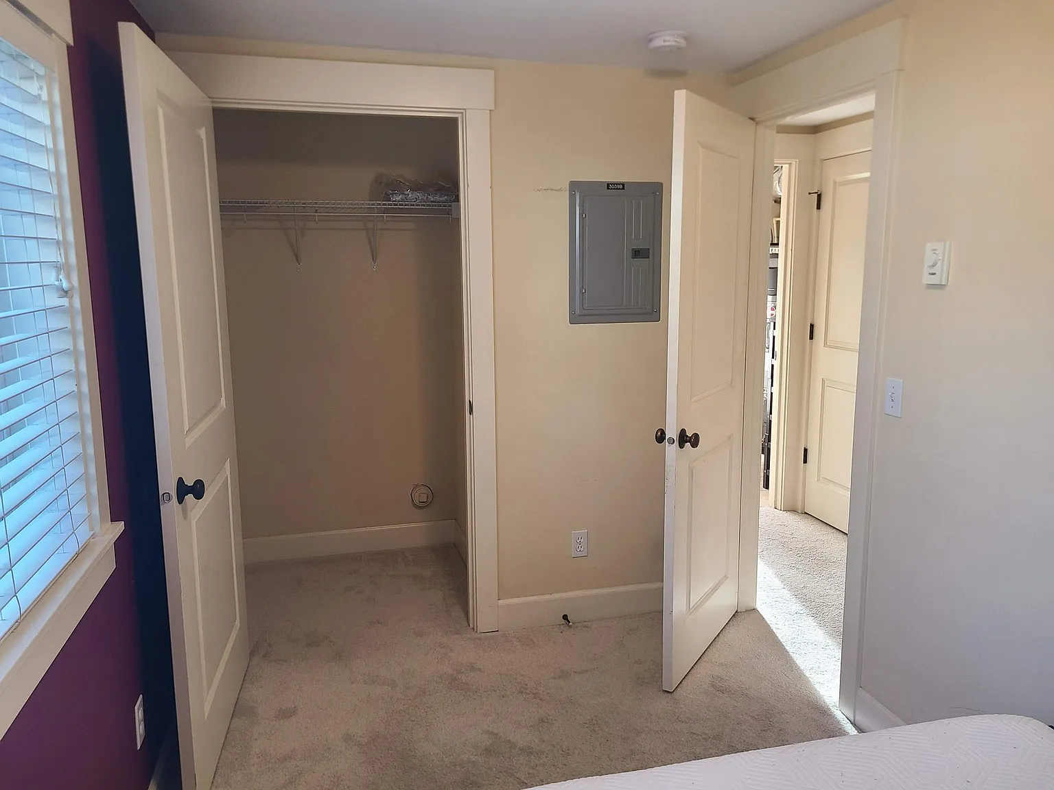 1 bed, 1330 sqft, $1,200 — Photo 4