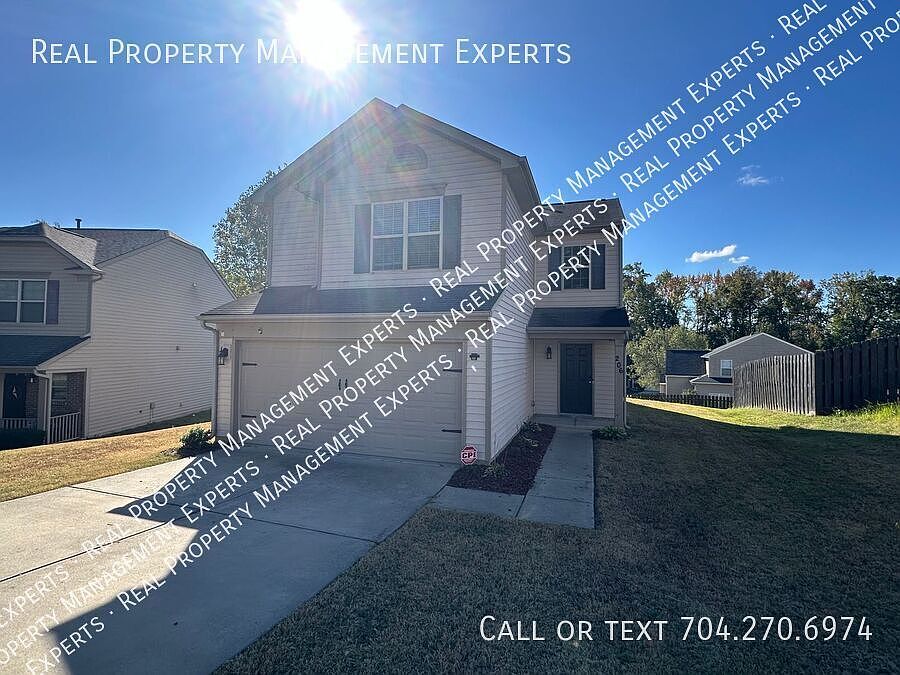 1st image of 206 Oakton Glen Ct