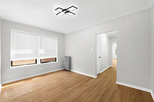 6901 S Merrill Chicago, IL 60649 Photo 1