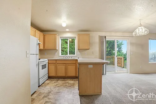 3000 Cherry St Photo 1