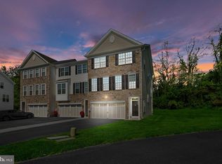 415 Chestnut Ct, Langhorne, PA 19047