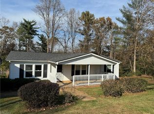 1351 Luffman Rd, Ronda, NC 28670