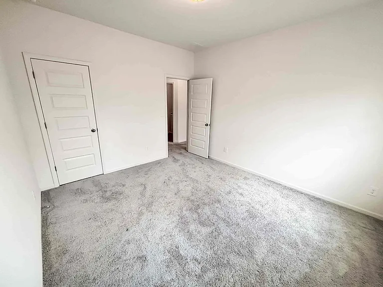 5784 Silver Lake Dr — Photo 20