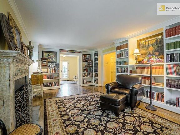 4th image of 5628 Tahoe Ln