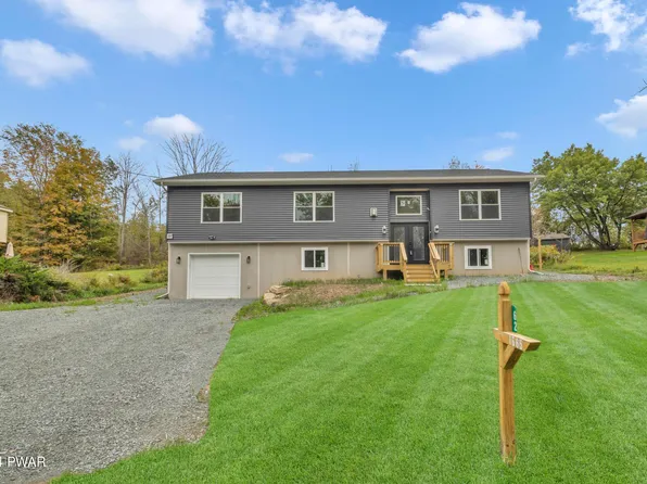 1665 Windemere Ln, Lake Ariel, PA 18436