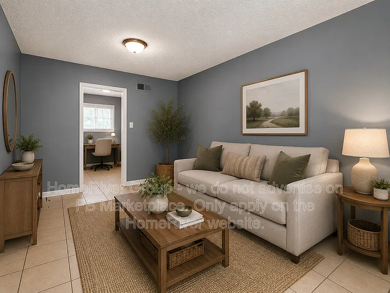 4 bed, 2.0 bath, 1074 sqft, $1,075 — Photo 2