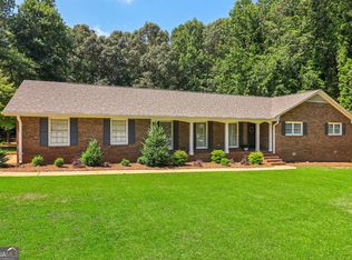 230 Roxboro Ct, Fayetteville, GA 30215