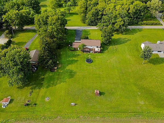 3rd image of 3333 Rocky Point Rd
