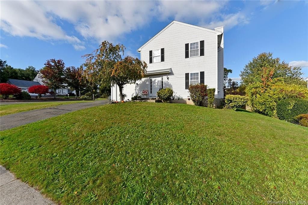 99 Kristen Ct, East Haven, CT 06513 Zillow