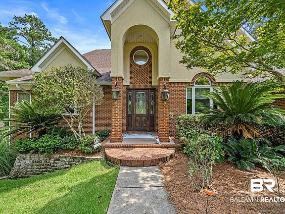 3rd image of 31568 Rhett Dr