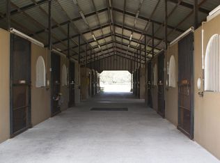 12057 NE 36th Ave, Anthony, FL 32617